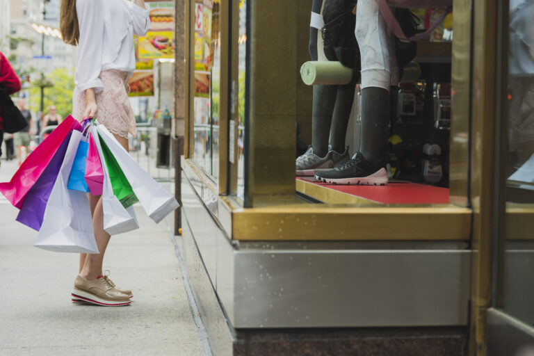 Footfall-Driven Retail: How Strategic Location Enhances Customer Experience and Revenue
