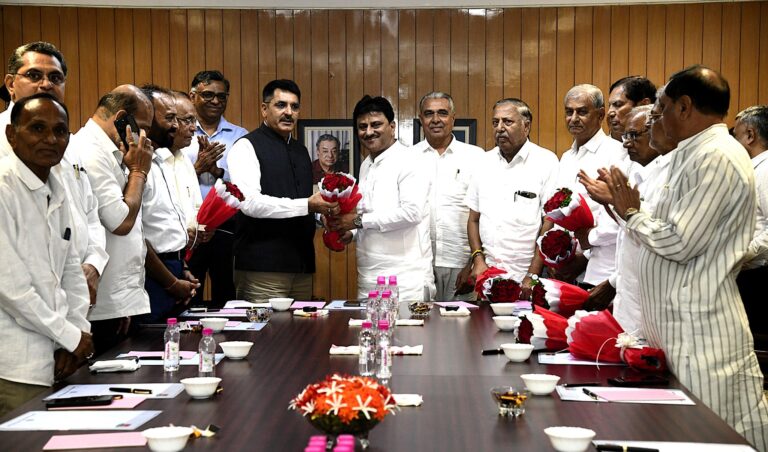 Amul’s New Leadership Era: Ashokbhai Chaudhary and Gordhanbhai Dhameliya Take the Helm of India’s Dairy Giant